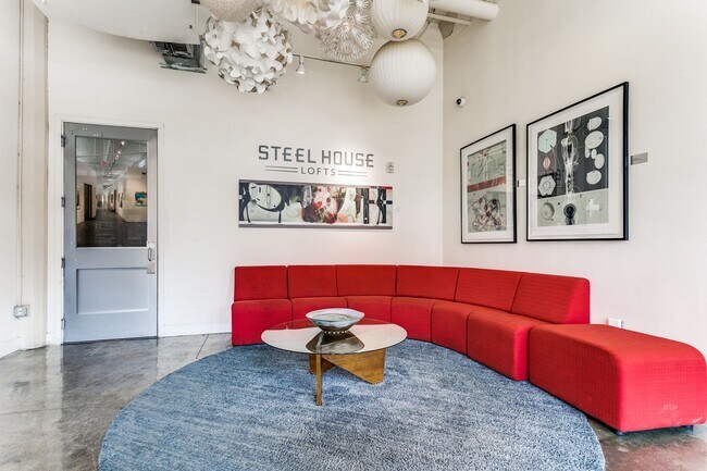 Foto del edificio - 1 Bedroom/1 Bath Condo Steele House Lofts