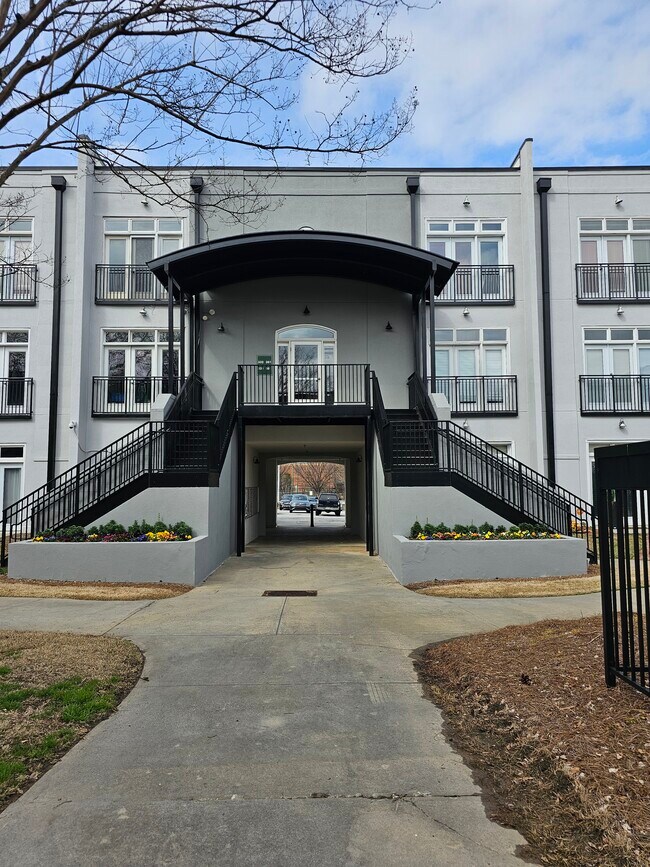 Foto del edificio - 502 Pryor St SW