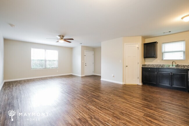 Foto del edificio - 5205 Tew Ln SW