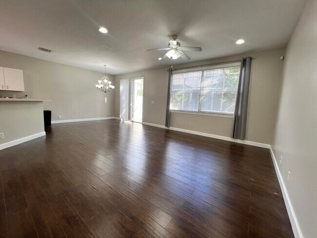 Foto del edificio - 9120 Villa Palma Ln