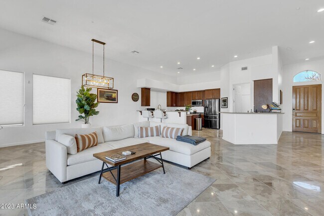 Foto del edificio - 35350 N 94th St