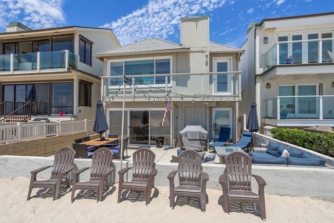 Building Photo - 6306 W Oceanfront
