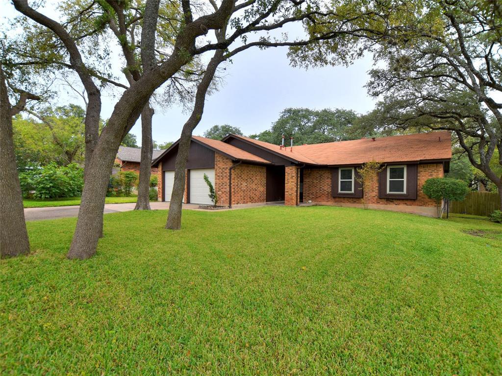 Primary Photo - 1110 Gemini Dr