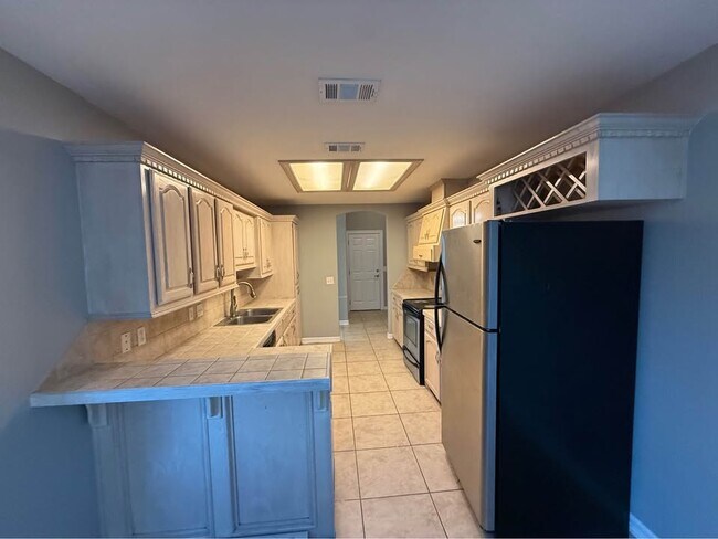 Foto del edificio - 2204 N 48th St