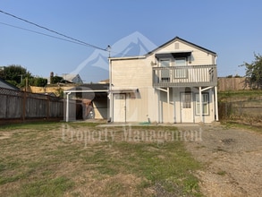 Building Photo - 1731 N Cambrian Ave