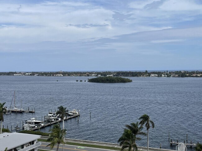 Foto del edificio - 3800 Washington Rd