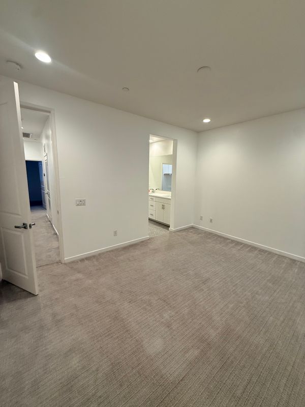 Foto del edificio - 2625 Verna Dr