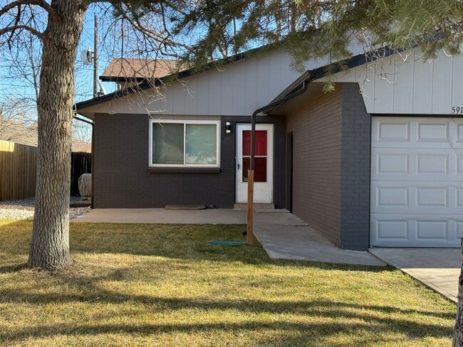 Building Photo - 5918 Newcombe Ct