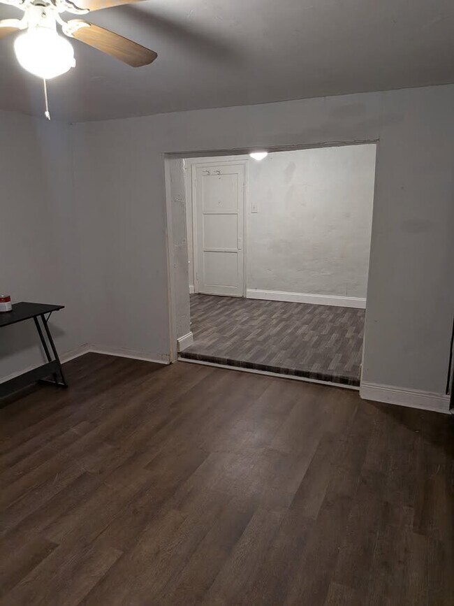 Foto del edificio - 1537 SW 44th Ave