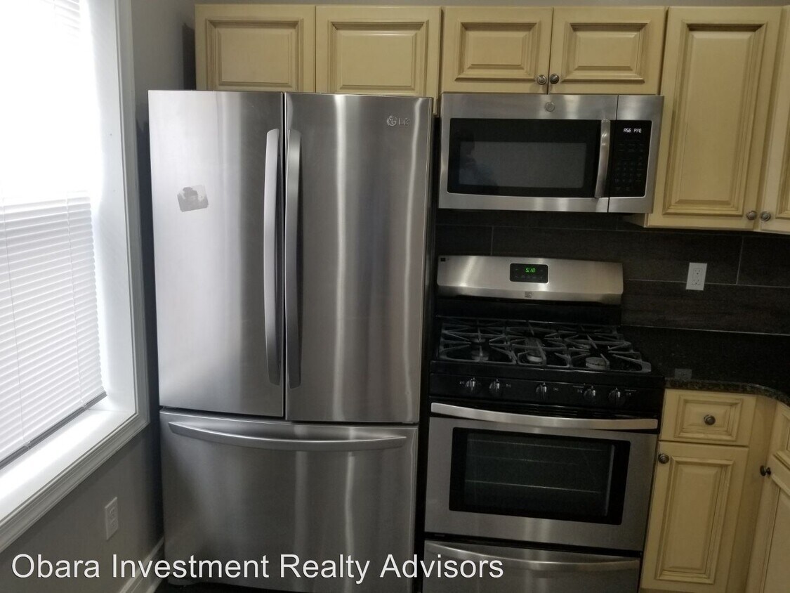 Primary Photo - 1715 N Croskey St