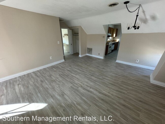 Building Photo - 1 br, 1 bath House - 102 N Front St 3rd Fl