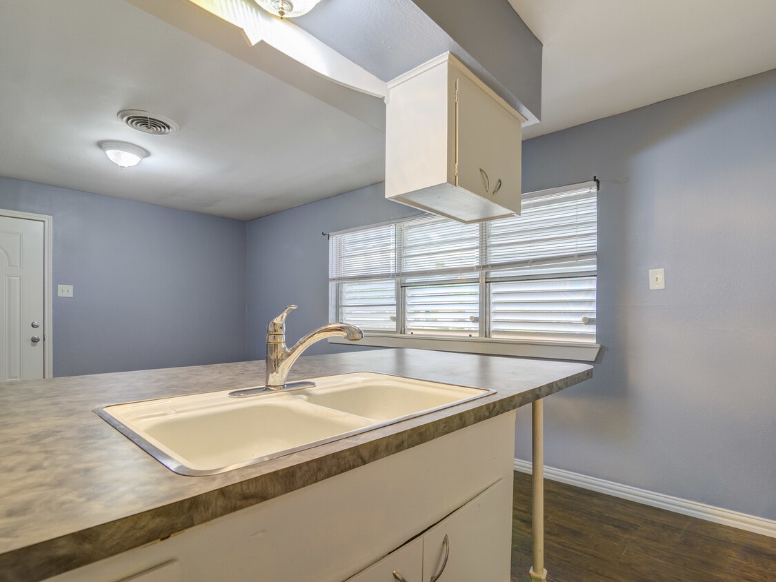 Foto principal - 5117 Timothy Street