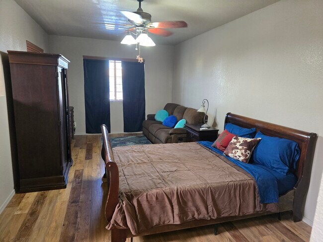 Foto del edificio - 12835 N 22nd Pl