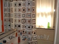 Building Photo - 305 Western Ave