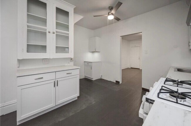 Foto del edificio - 256 Maplewood Ave