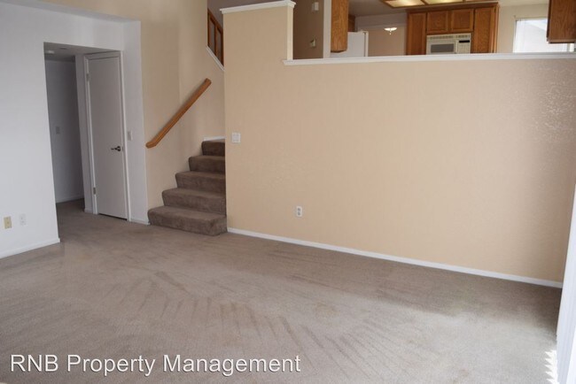 Building Photo - 637 Vernon Oaks Dr