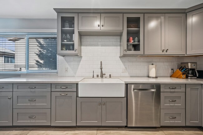 Photo - 1911 Mathews Ave Townhome