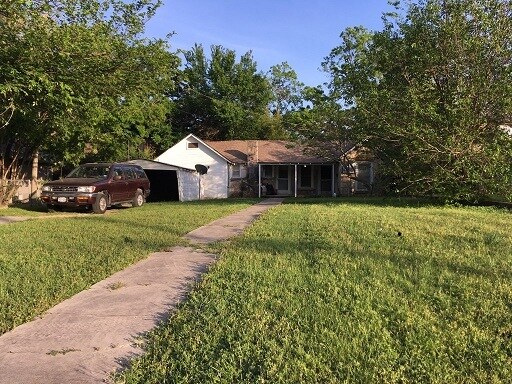 Primary Photo - 660 W Washington St