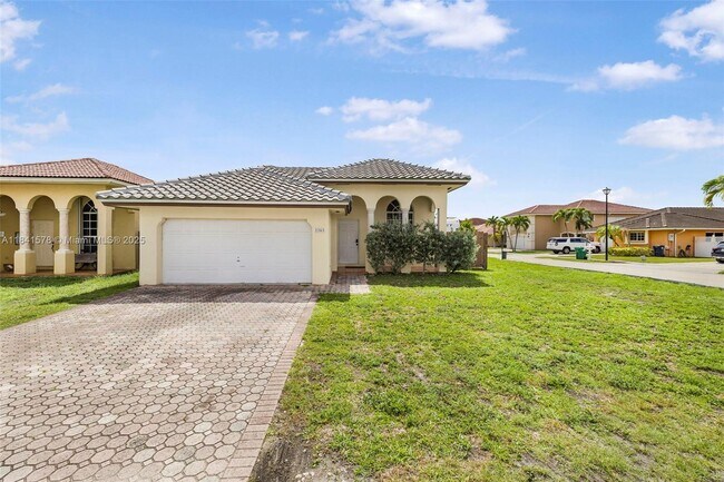 Foto del edificio - 3363 SW 154th Ct