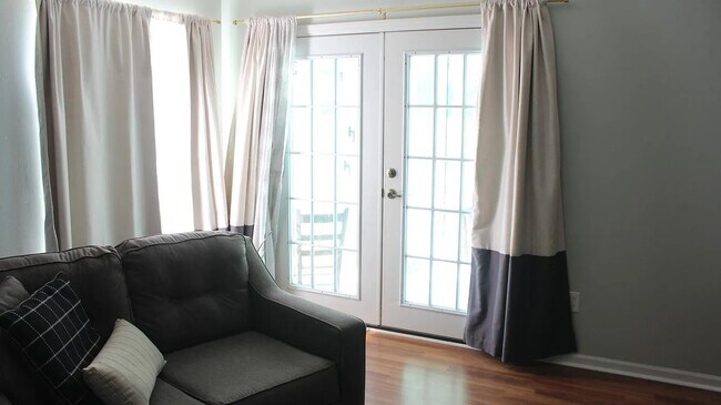 Foto del edificio - 1005 Weschester Ct