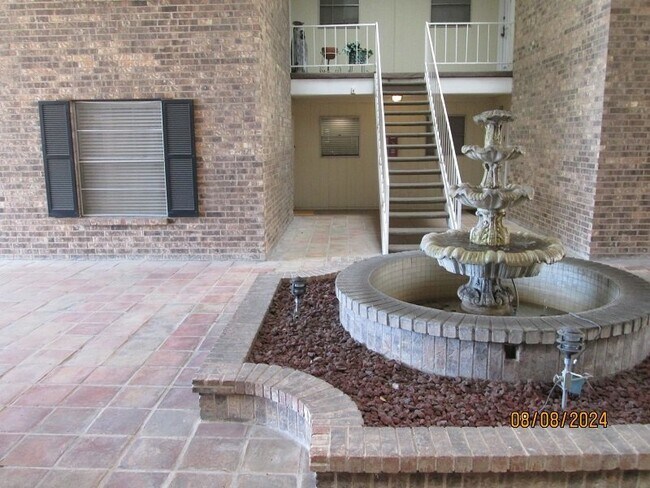 Foto del edificio - **NEAR THE MEDICAL CENTER** Attractive Con...