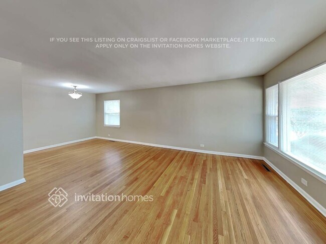 Foto del edificio - 7621 W Madison St