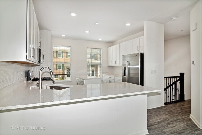 Foto del edificio - 1838 Kraft Ave