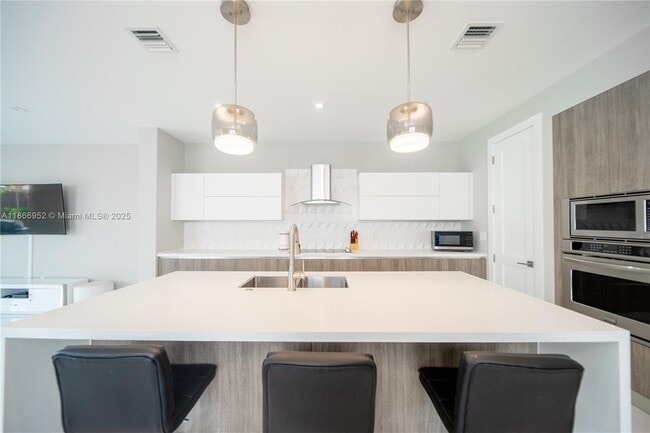 Foto del edificio - 3653 SW 26th St