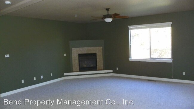 Foto del edificio - 4 br, 2.5 bath House - 19964 Brass Drive