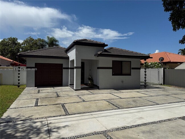 Foto del edificio - 14480 SW 112th St