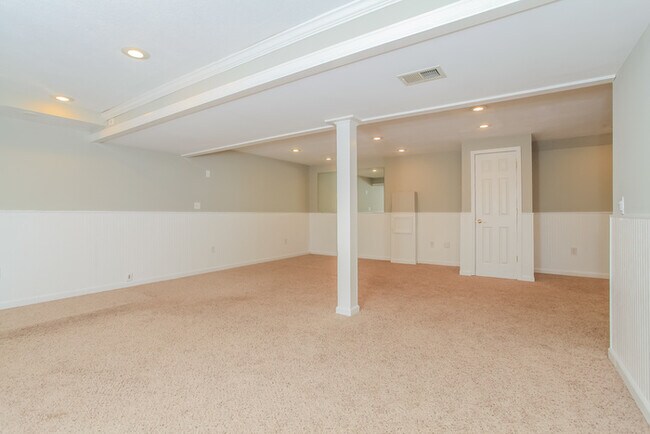 Building Photo - Gorgeous 3 Bedroom on Home in Maineville, OH