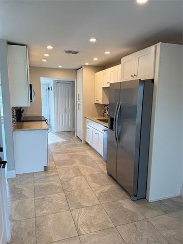 Foto del edificio - 6405 Tyler Ct