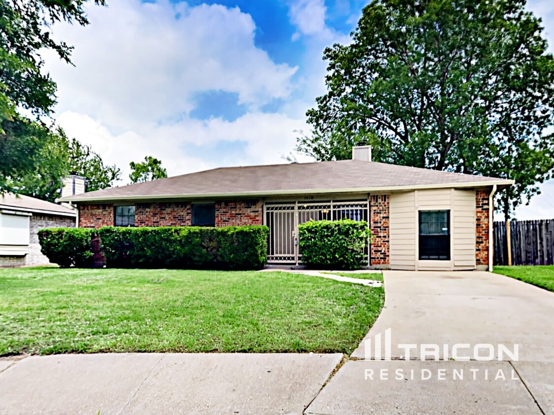 Foto principal - 7828 Texridge Dr
