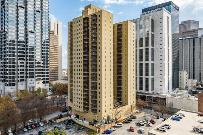 Foto del edificio - Peachtree Towers Condominiums