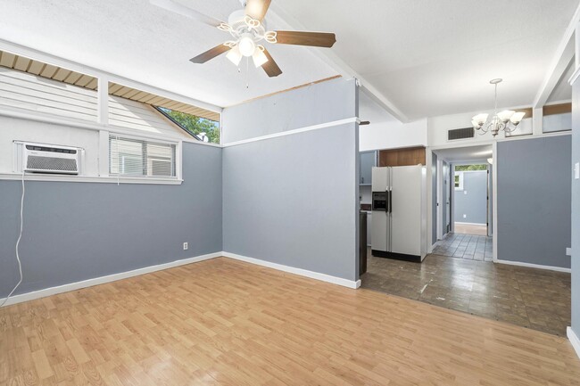 Building Photo - 1317 Peach St