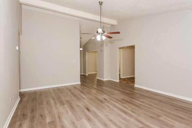 Foto del edificio - 4781 Aberdeen Ln