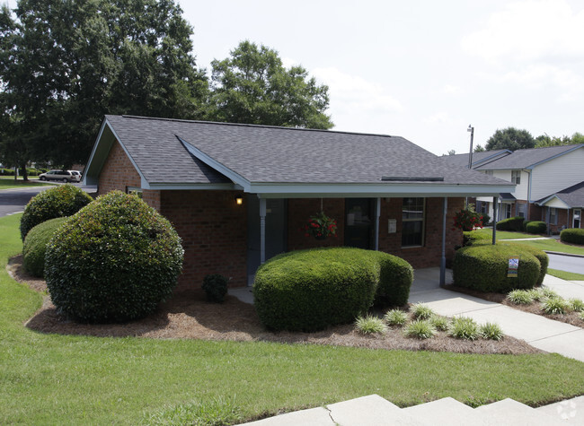 Building Photo - Yorktown Apartments