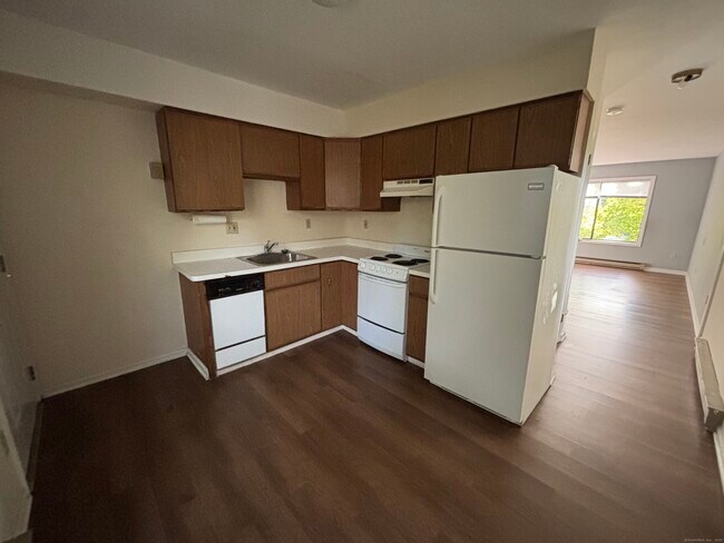 Foto del edificio - 26 Fairfield Ave