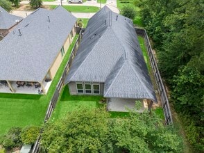 Building Photo - 110 Logan Pass Ct