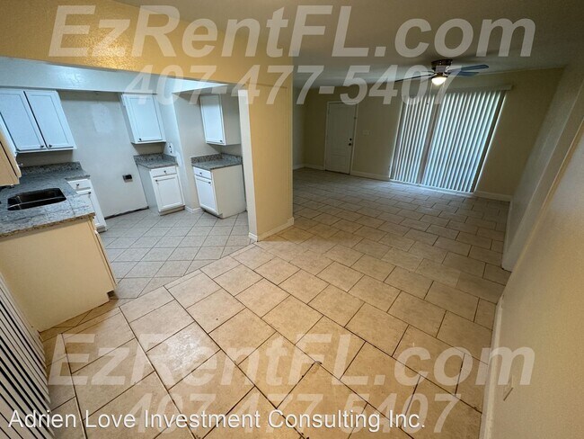 Foto del edificio - 4 br, 2.5 bath House - 6126 Oakcrest Cir O...