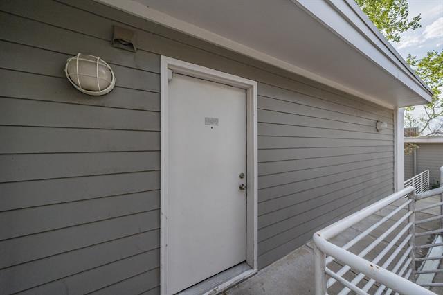 Building Photo - 3711 Holland Ave