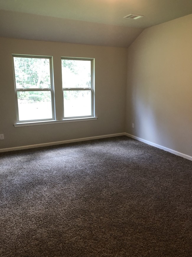 Building Photo - 75712 Rickelin Dr