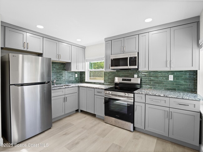 Building Photo - 101 Deland Ave