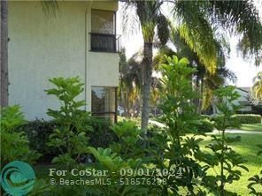 Foto del edificio - 3301 Cocoplum Cir