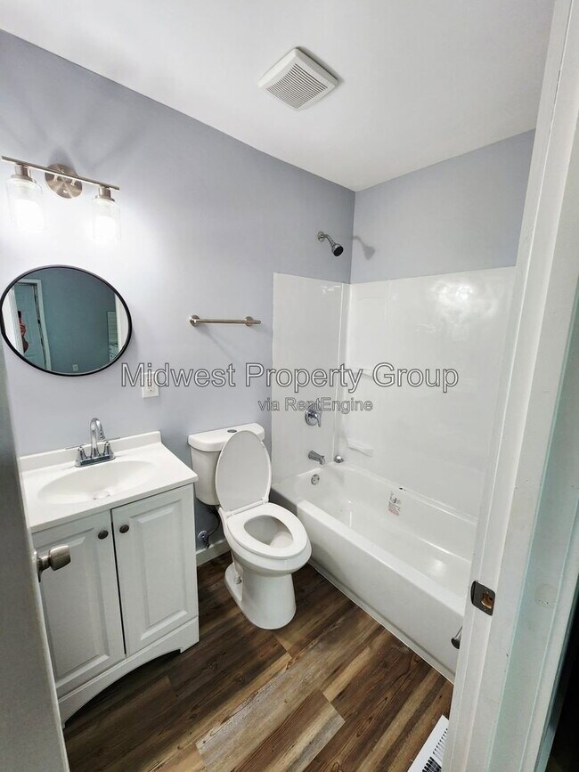 Foto del edificio - 3415 St Mark Ln