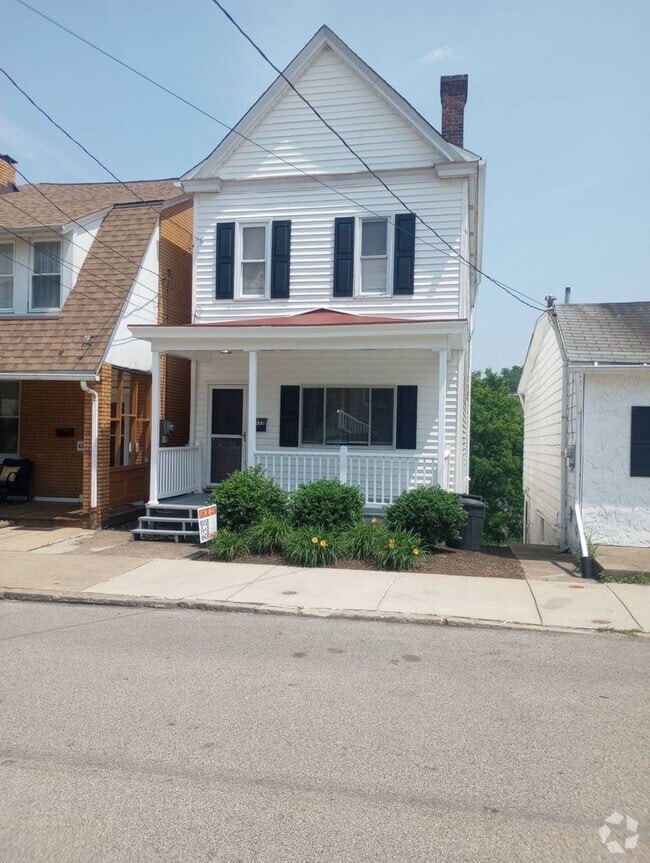 Building Photo - 433 Augusta St