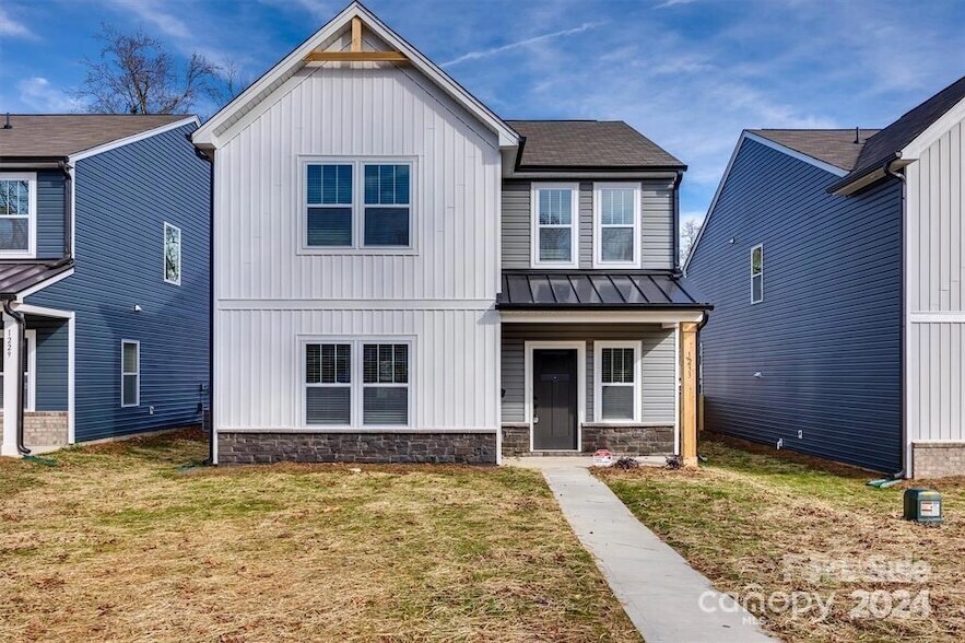 Primary Photo - 1233 Eastway Drive