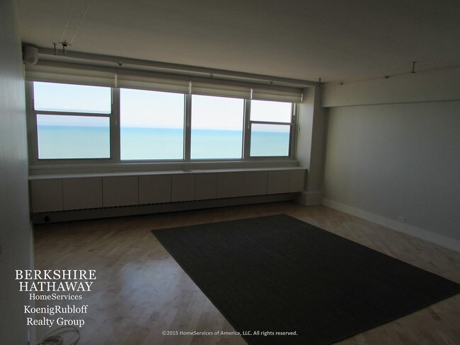 Building Photo - 1150 N Lake Shore Dr