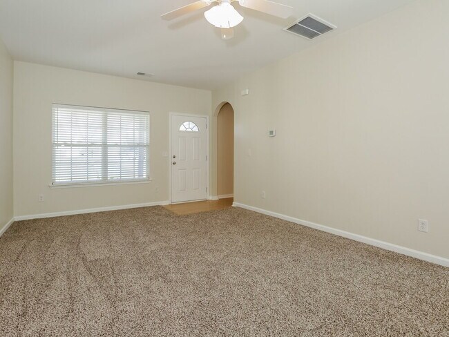 Building Photo - 3043 Clover Rd NW