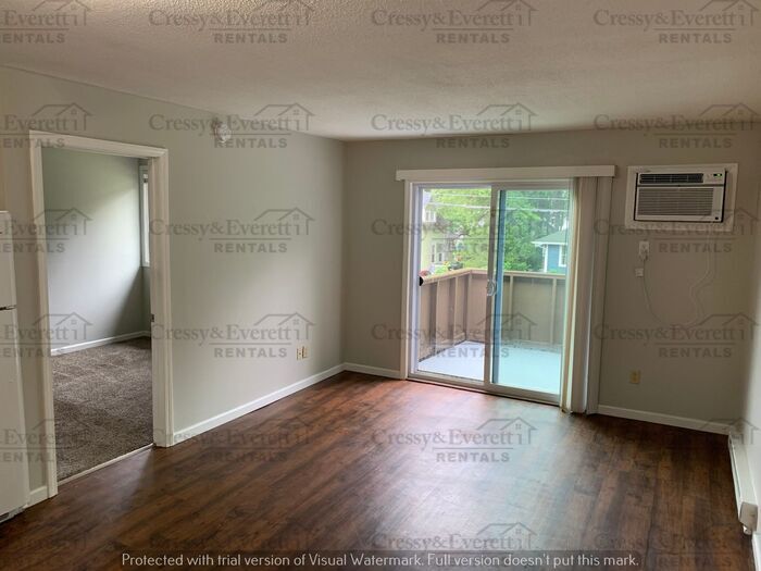 Foto principal - Cozy 1 Bedroom Apt With Balcony